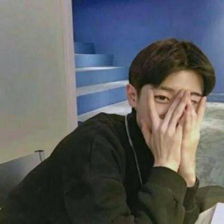 吃瓜娱乐微博头像男的,揭秘吃瓜娱乐界男明星的微博头像魅力