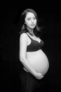 柳岩怀孕大肚照片曝光,柳岩怀孕大肚照曝光，孕味十足尽显母性光辉